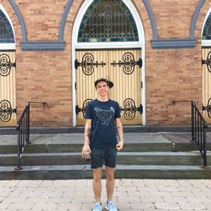 Meet your Posher, Liam